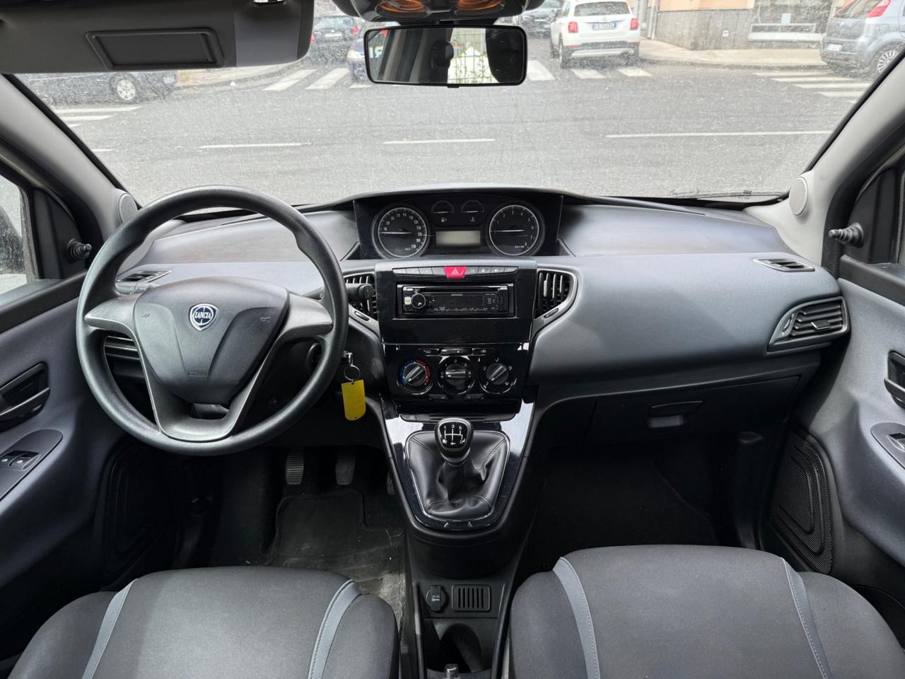 Lancia Ypsilon 1.2 69 CV 5 porte GPL Ecochic Gold