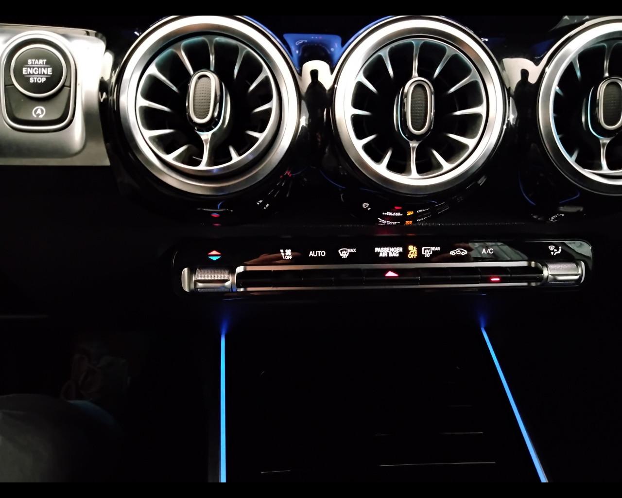 Mercedes-Benz GLB - X247 2023 - GLB 200 d Progressive Advanced Plus auto