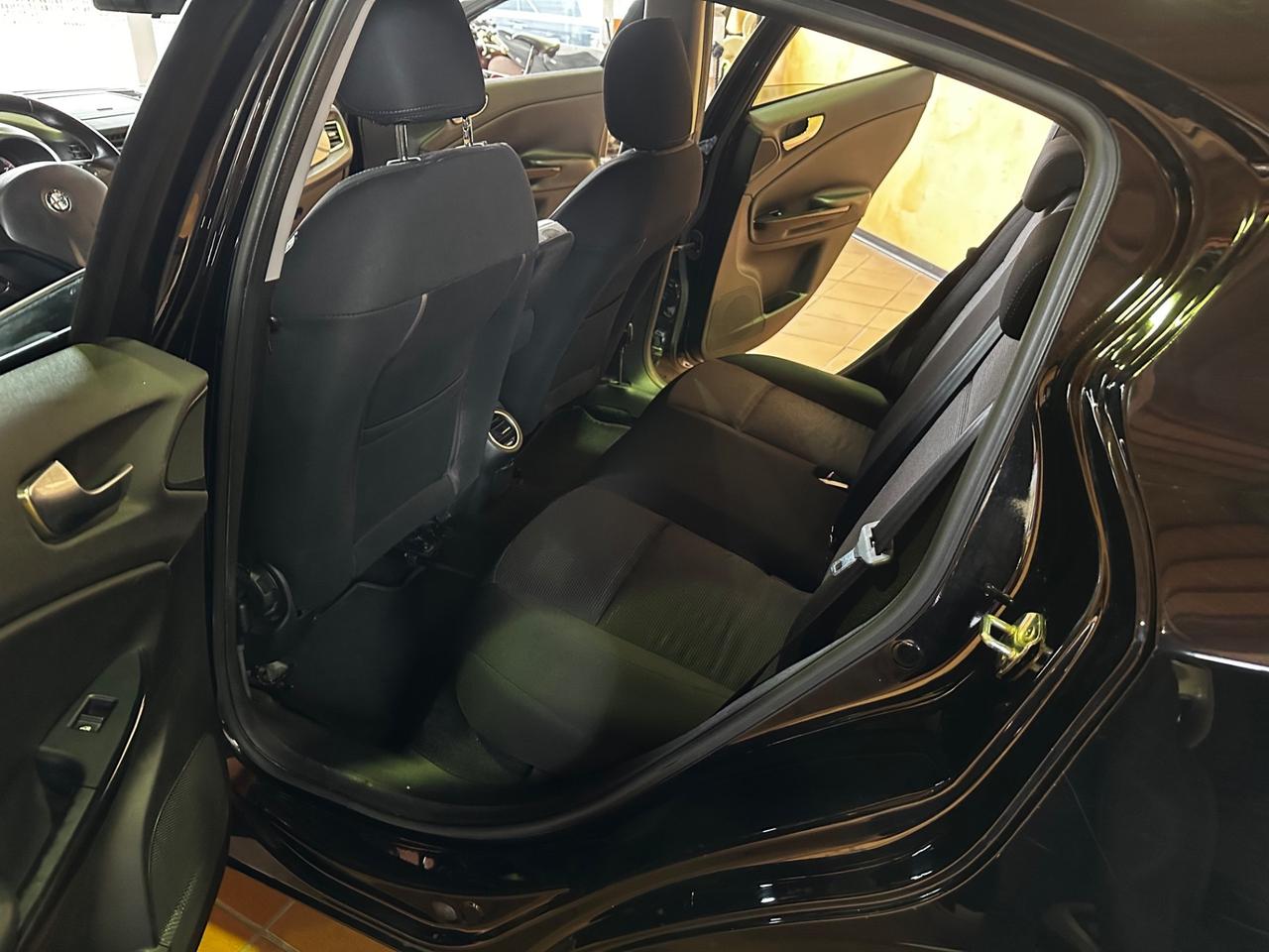 Alfa Romeo Giulietta 1.4 Turbo 120 CV metano