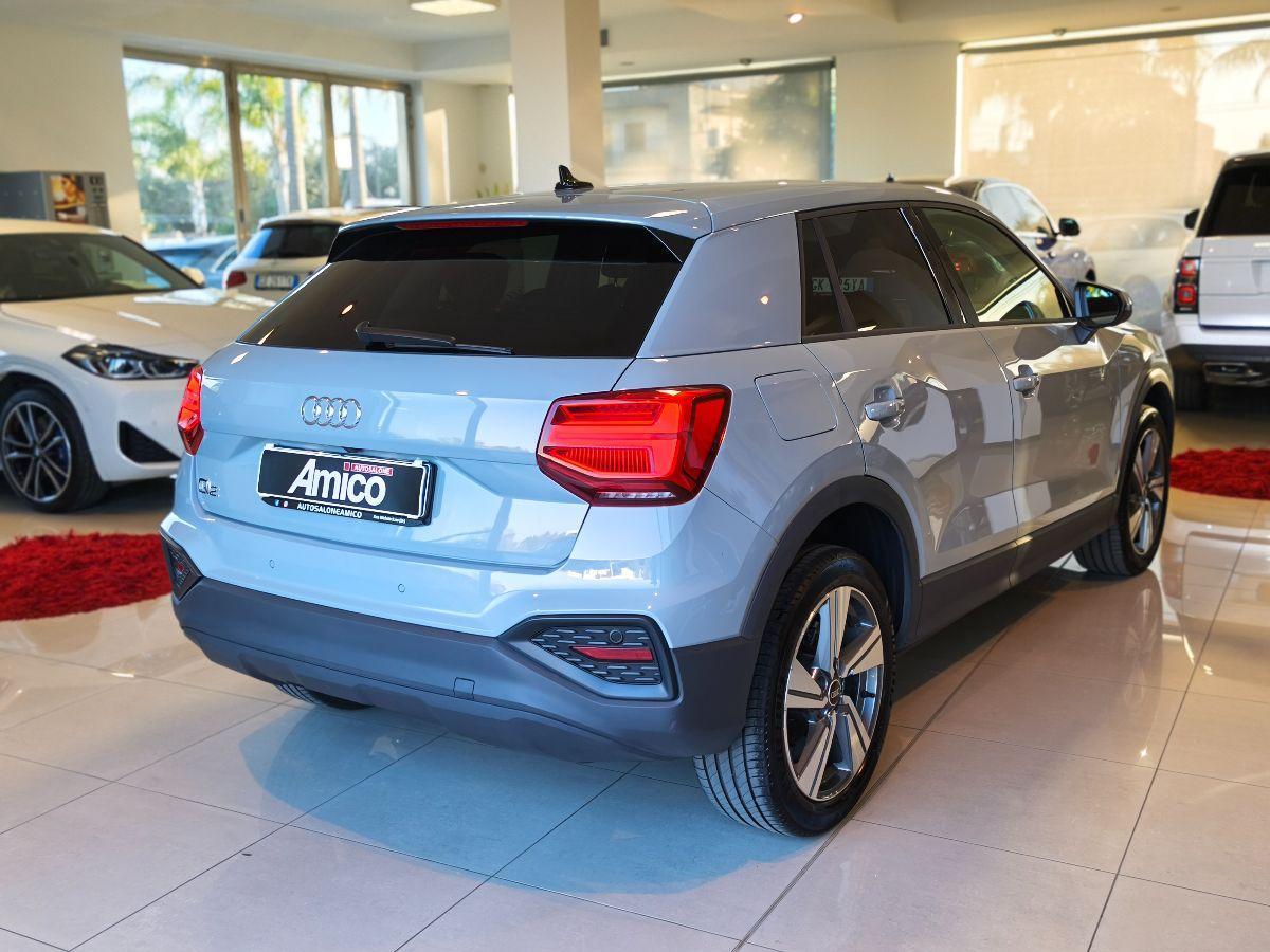 AUDI Q2 2.0 TDI S-tronic Grigio Freccia Perla Cokpit