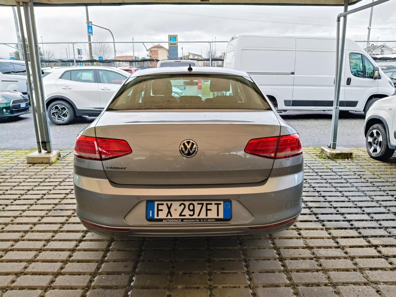 Volkswagen Passat 2.0 TDI Business BlueMotion Technology
