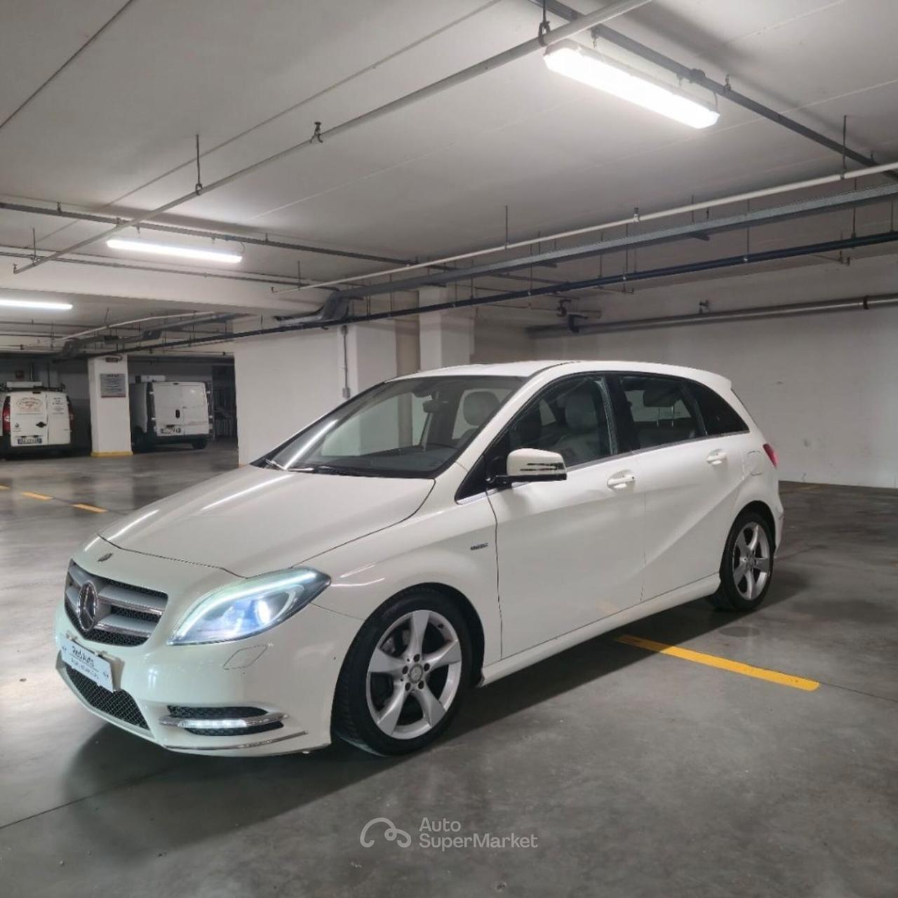 Mercedes-benz B 200 CDI BlueEFFICIENCY Premium