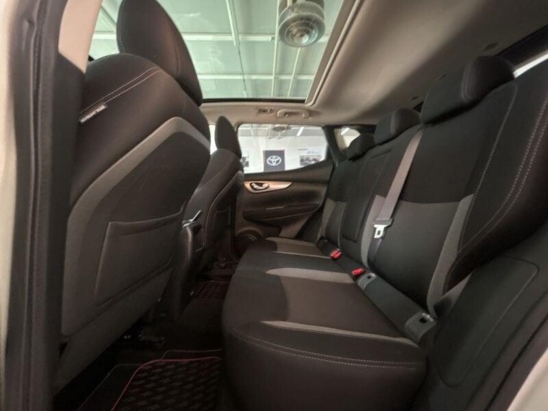 Nissan Qashqai 1.6 DIG-T N-Connecta