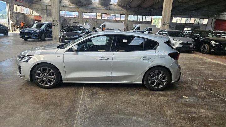 Ford Focus 1.5 ECOBLUE 115CV AUTOMATICO 5P. ST LINE ( PDC - FARI LED NAVI ADAPTIVE CRUISE MIRROR )