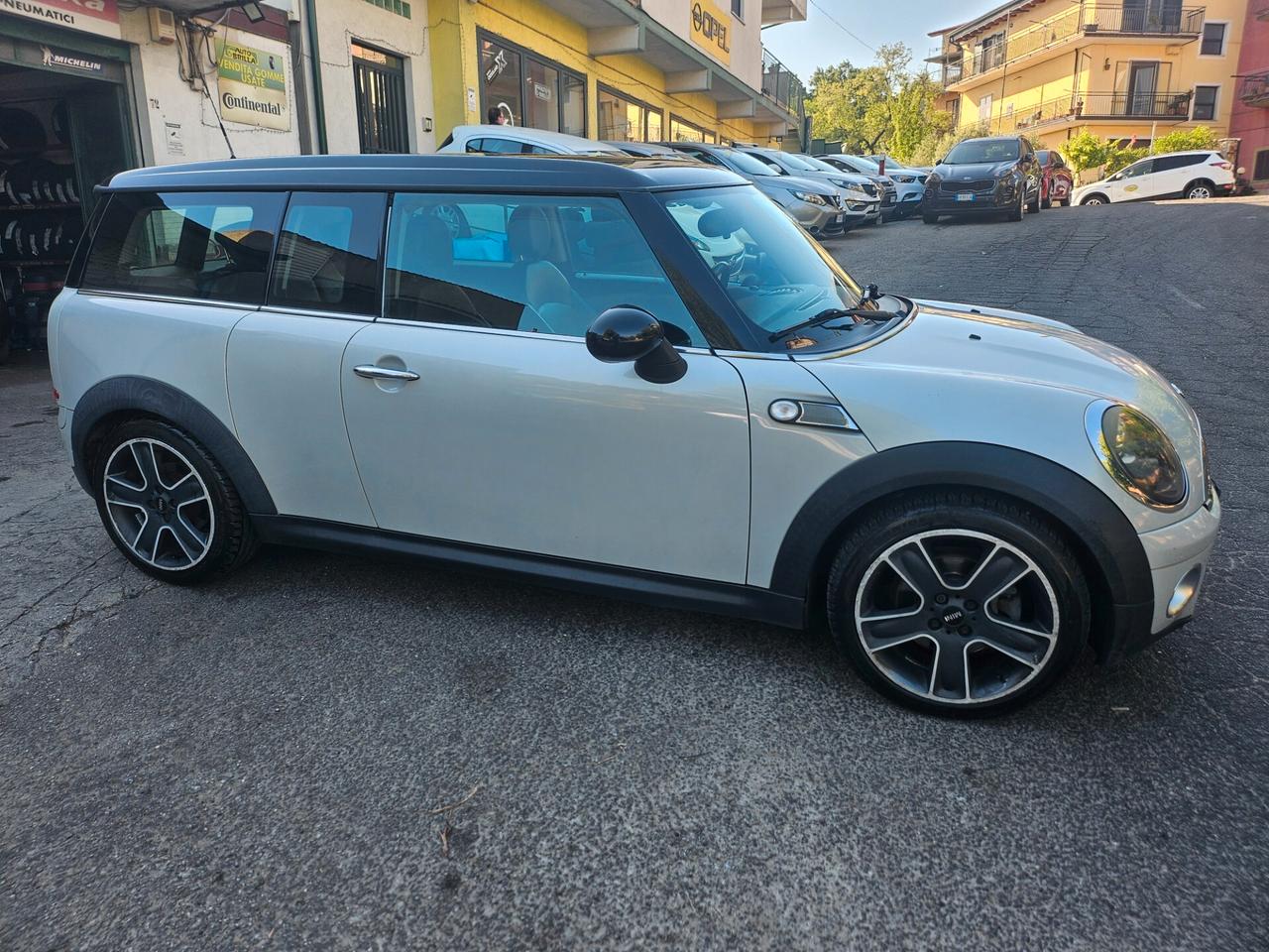 Mini Cooper D Clubman 1.6 DIESEL 2010