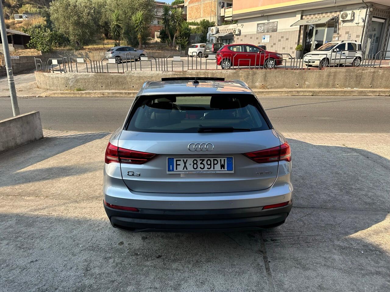 Audi Q3 35 TDI S tronic Business Advanced