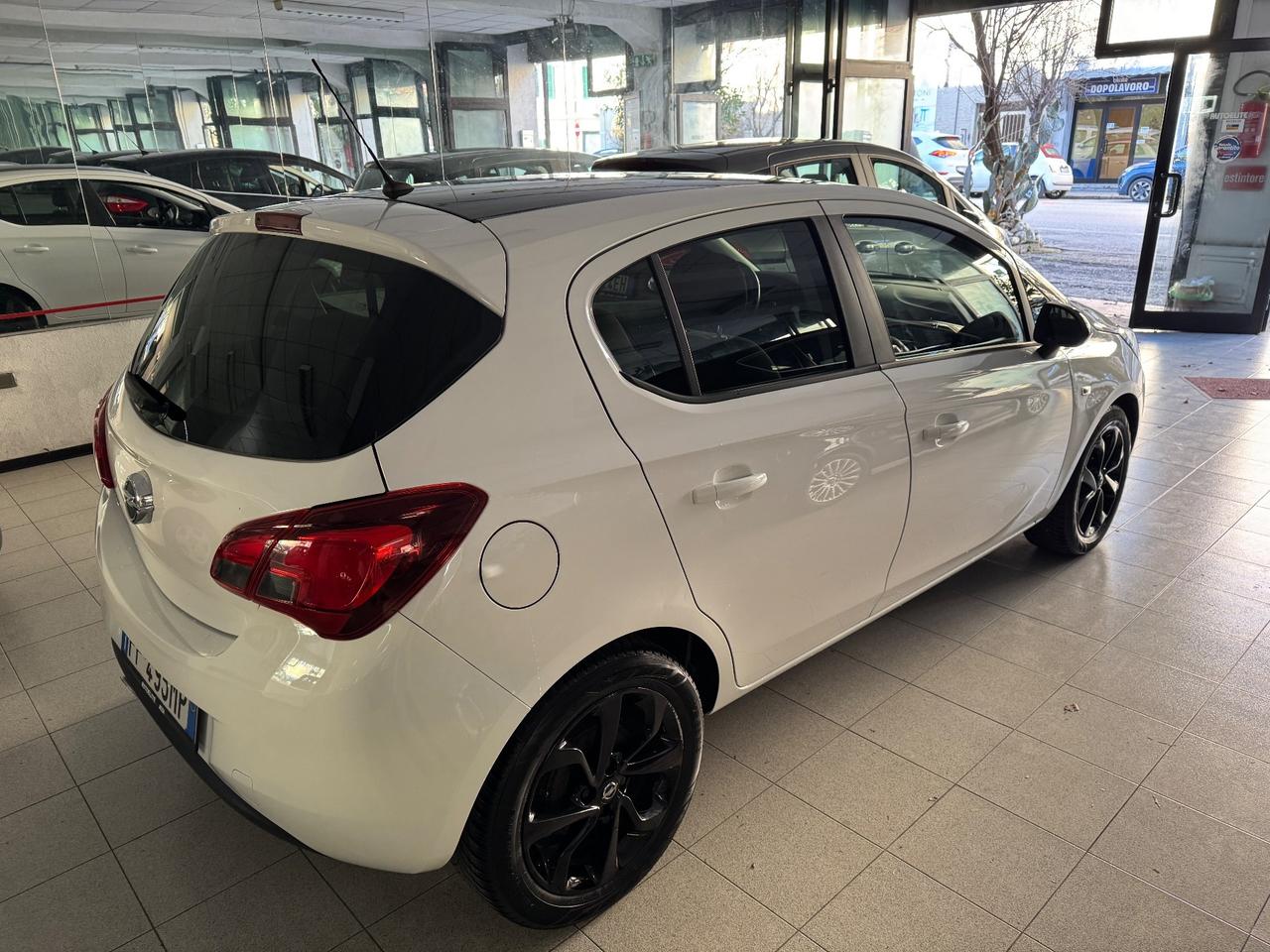 Opel Corsa 1.4 90CV GPL Tech 5 porte b-Color