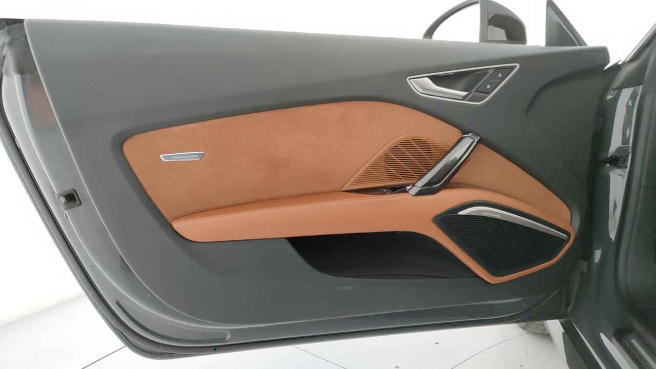 AUDI TT Roadster 2.0 tdi S line quattro s-tronic