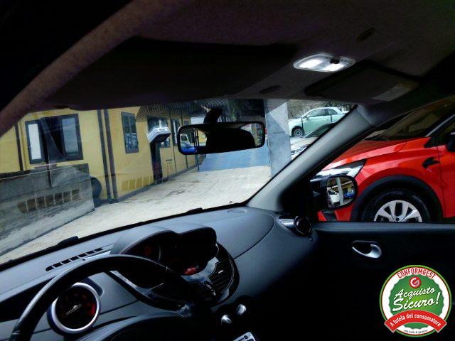 RENAULT Twingo 1.2 16V Live