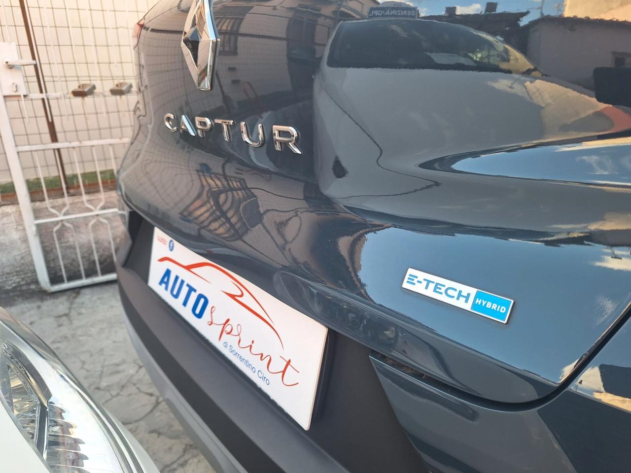 Renault Captur Mild Hybrid Intens
