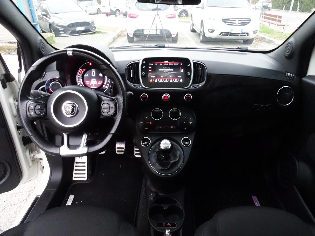 Abarth 595 1.4 Turbo T-Jet 160 CV Pista