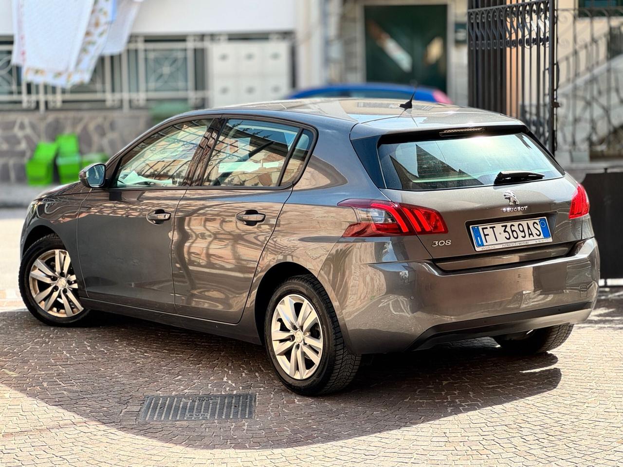 Peugeot 308 BlueHDi 100 S&S Active