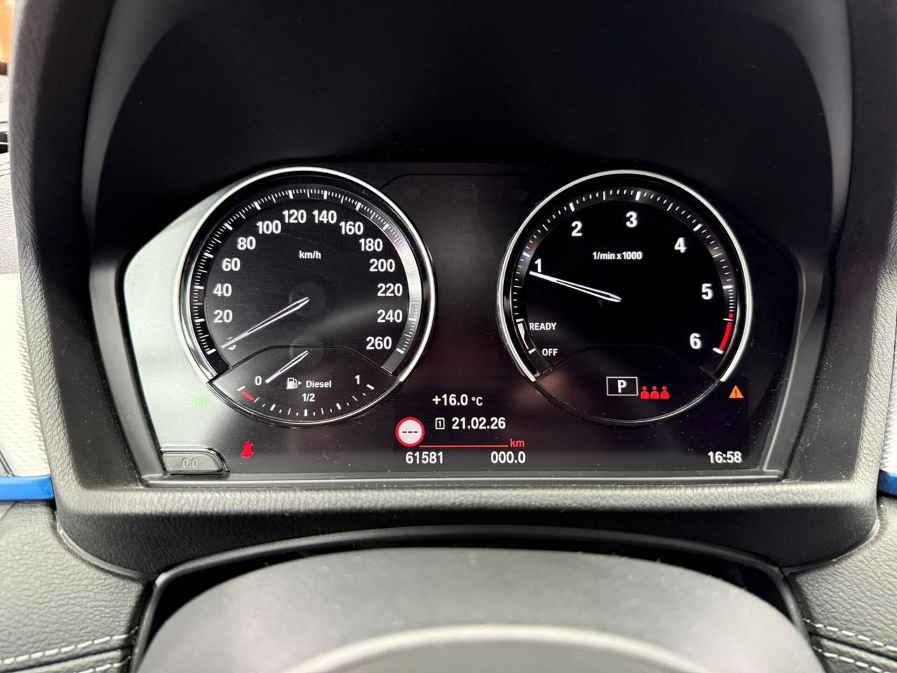 Bmw X2 sDrive18d Goldplay Edition (305)