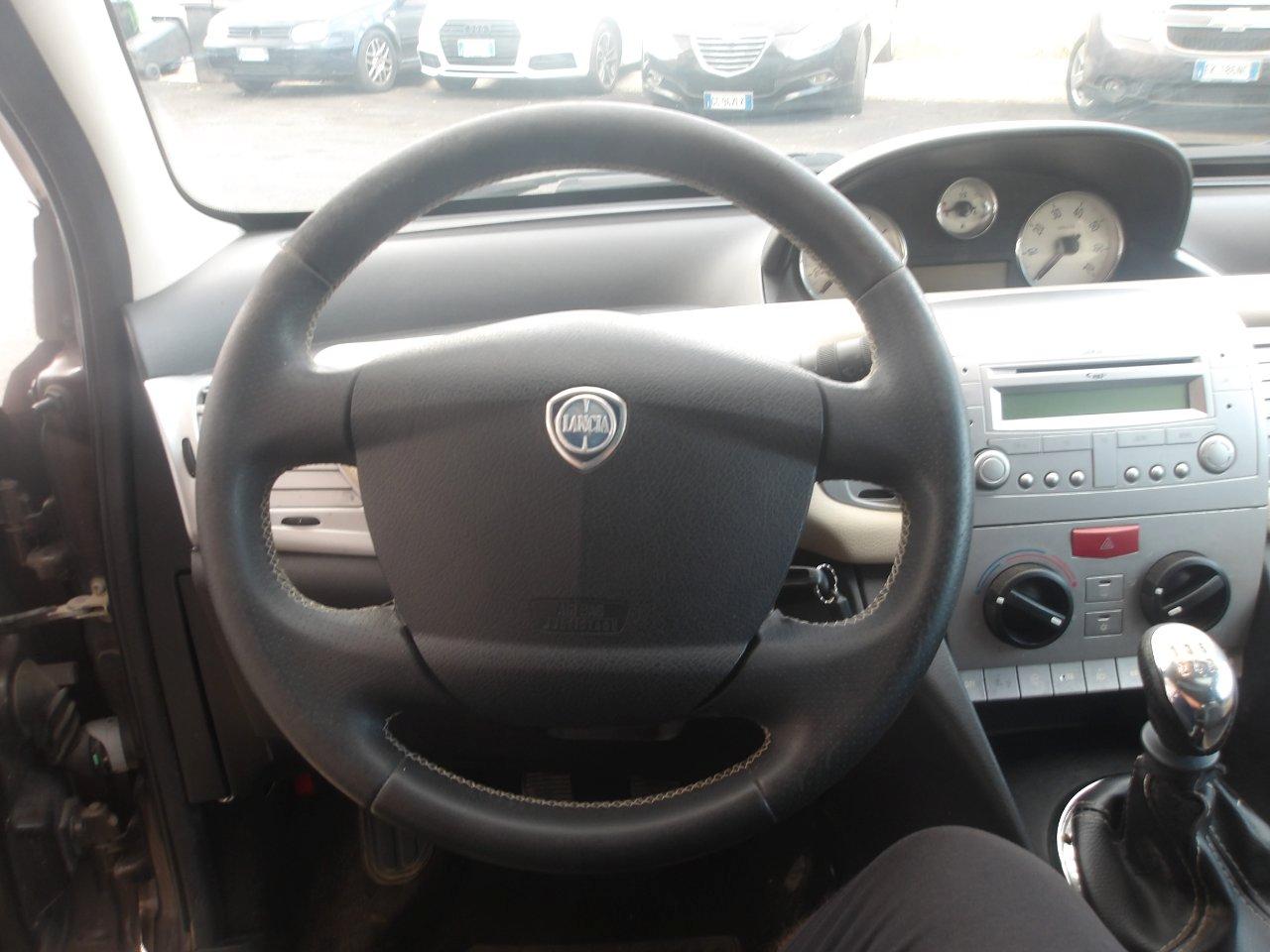 Lancia Ypsilon 3 Porte Ypsilon 1.4 8v Platinum ecochic Gpl