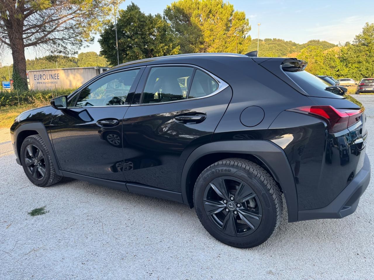 Lexus UX 250H 2.0 Hybrid 145Cv Design 2WD