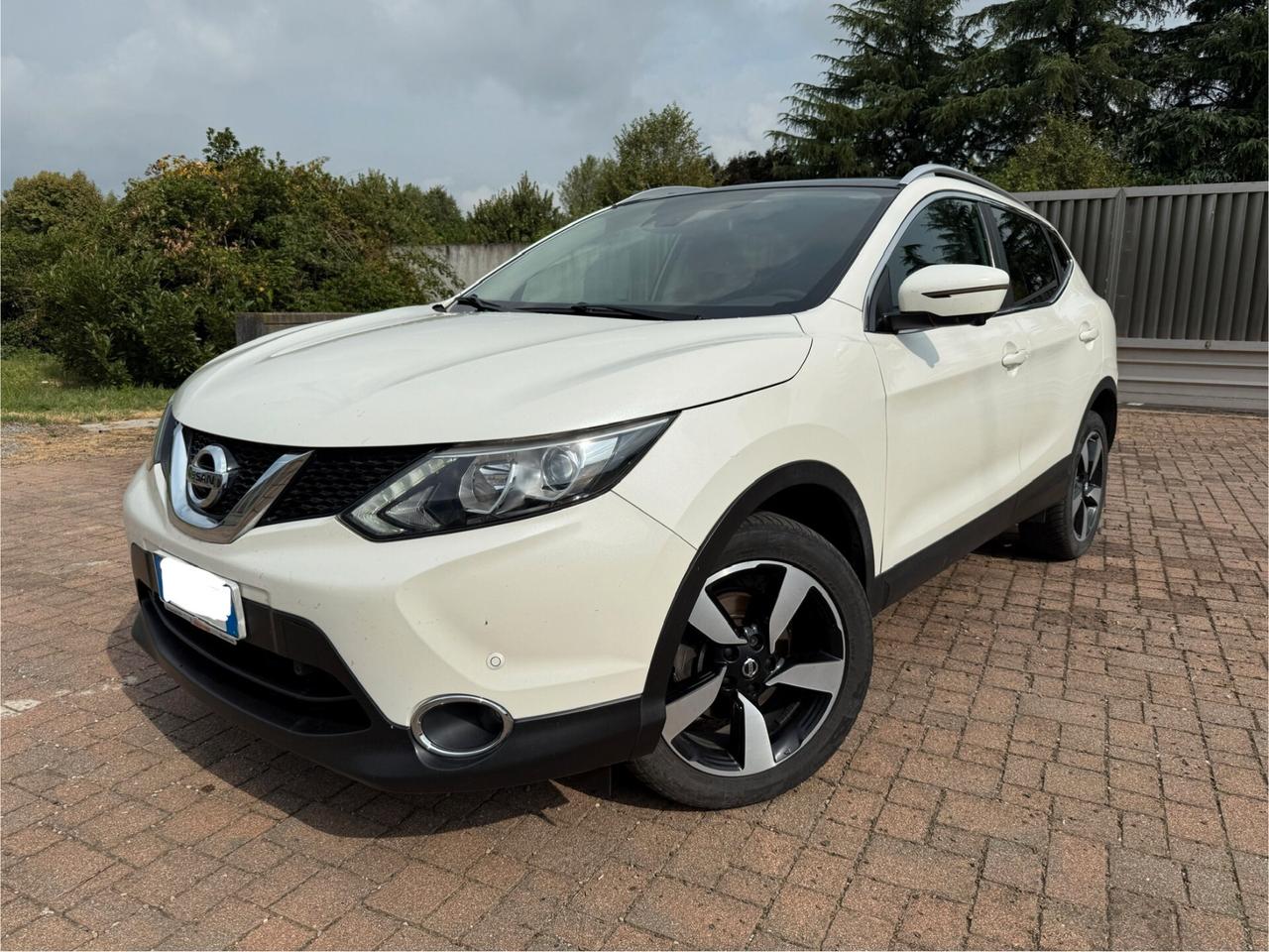 Nissan Qashqai 1.6 dCi 2WD TETTO - CAMERA 360°