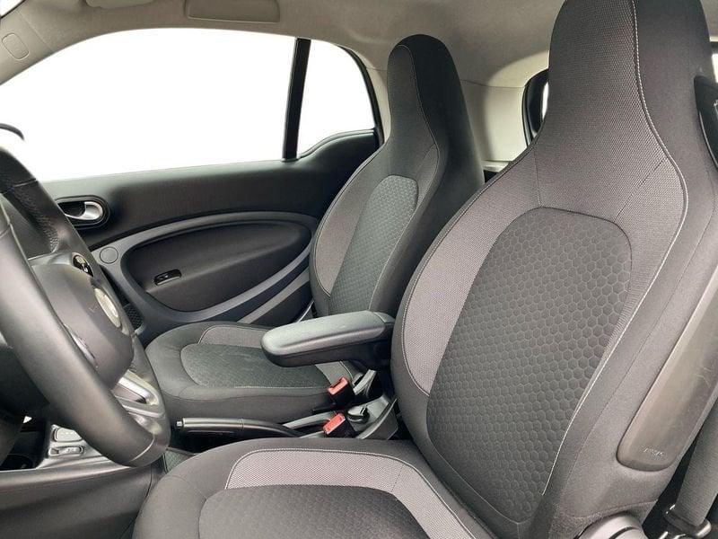 smart fortwo eq Passion 4,6kW