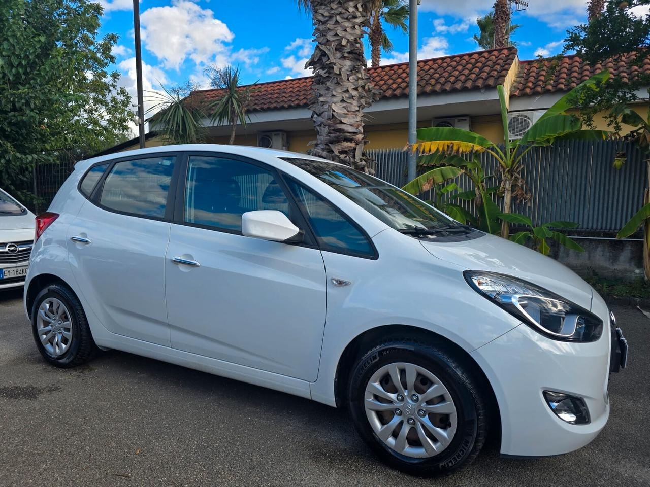 HYUNDAI IX20 1.4 5 PORTE 90CV COMFORT PLUS