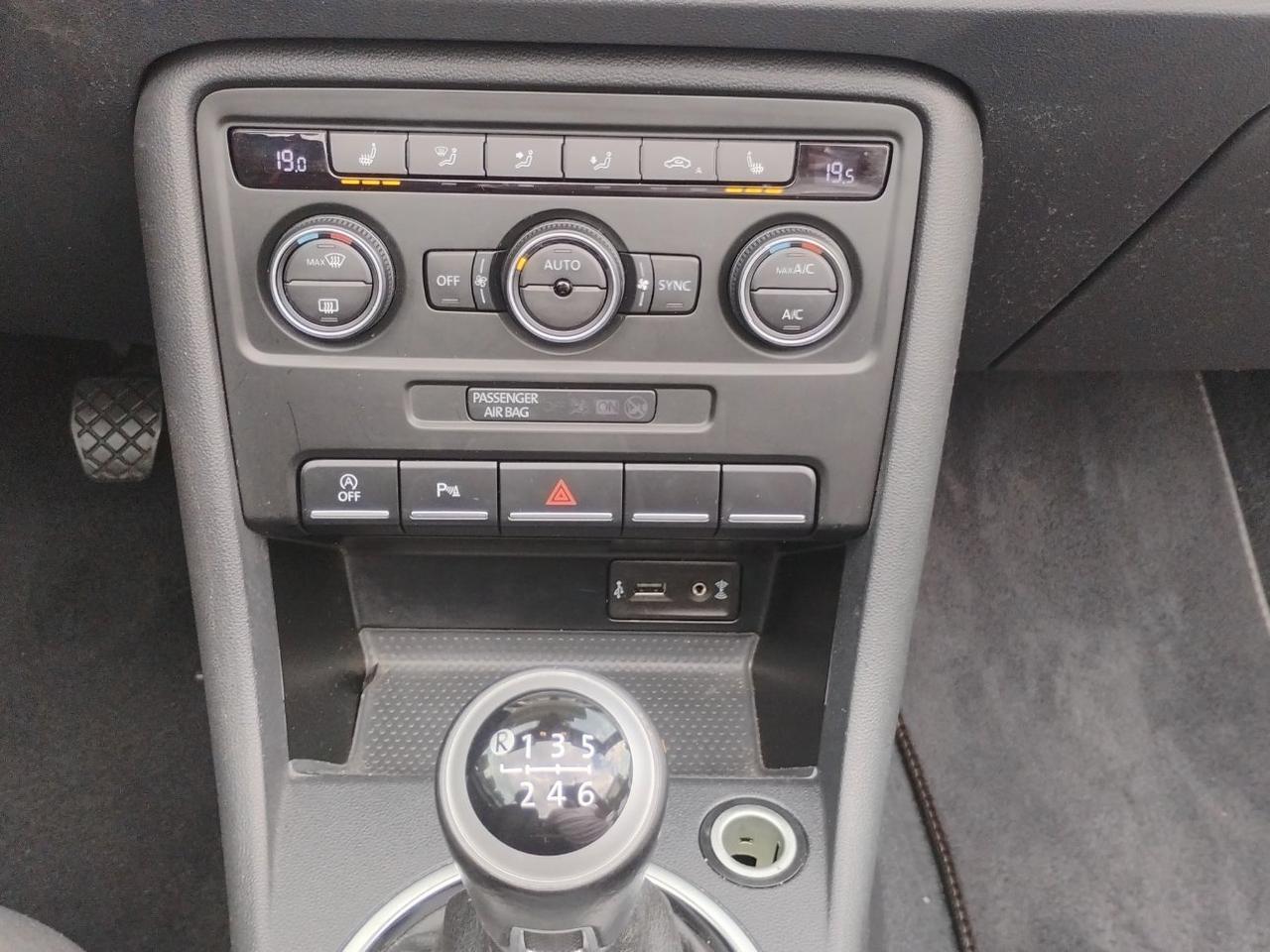 Volkswagen Maggiolino Cabrio 1.2 tsi CLUB..NAVI.SEDILI RISCALDATI.PREZZO REALE