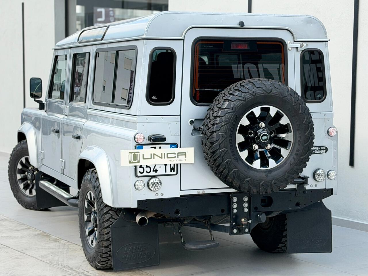 Land Rover Defender 110 2.2 TD4 SE 122 CV SW 7 POSTI AUTOCARRO IVA ESPOSTA