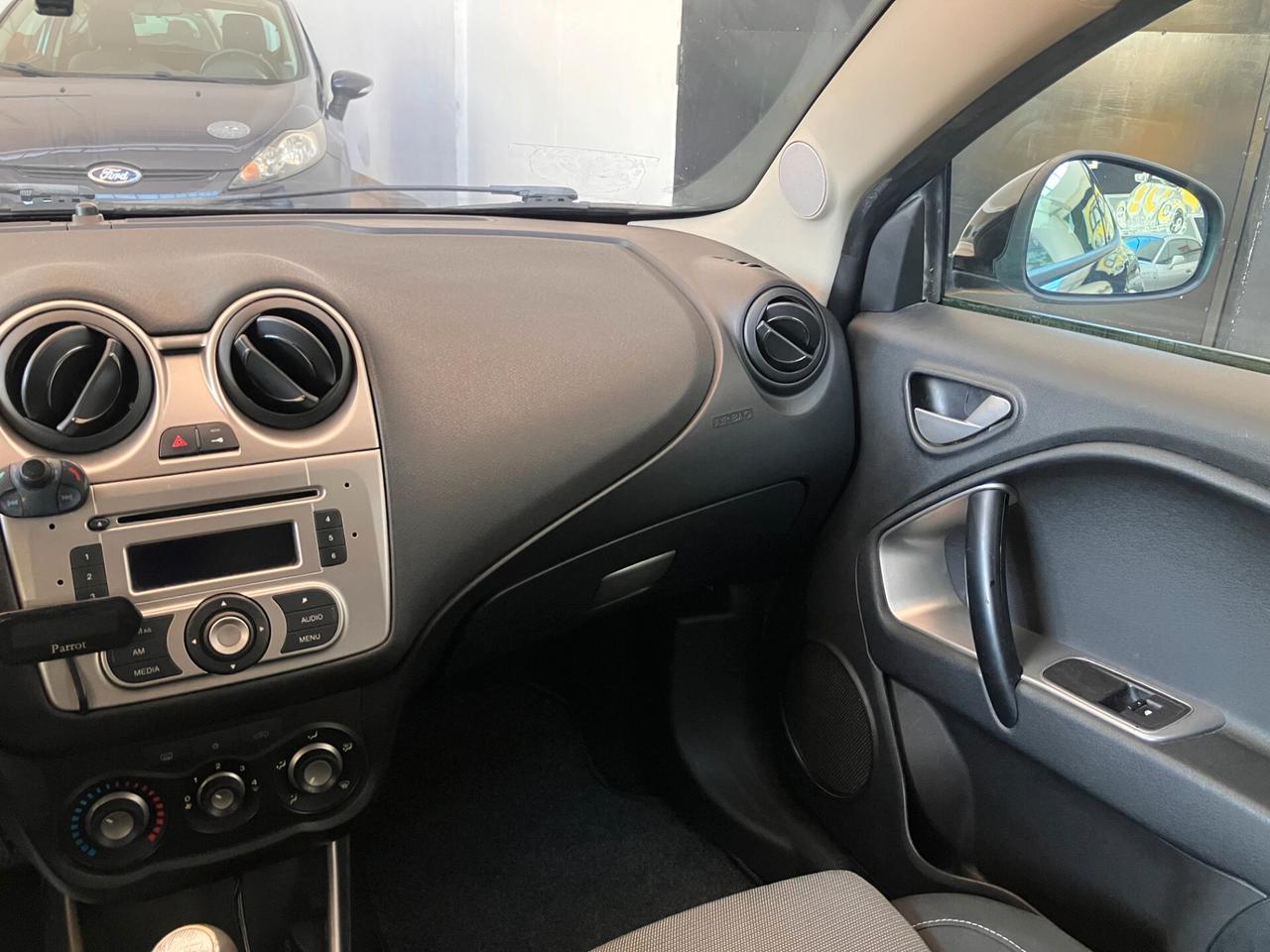 Alfa Romeo MiTo 1.4 Distinctive NEOPATENTATI