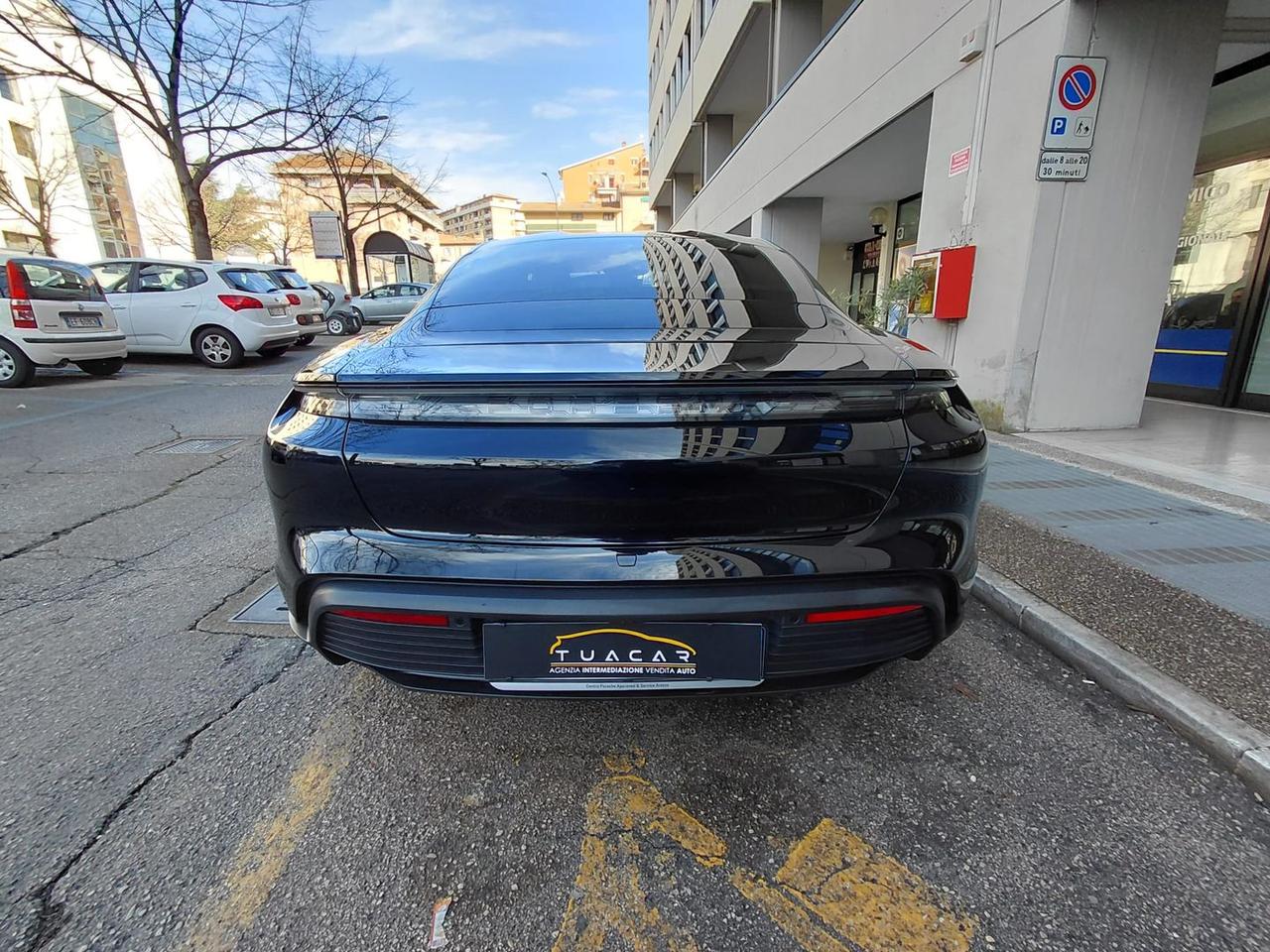 Porsche Taycan Performance Battery Plus #8212