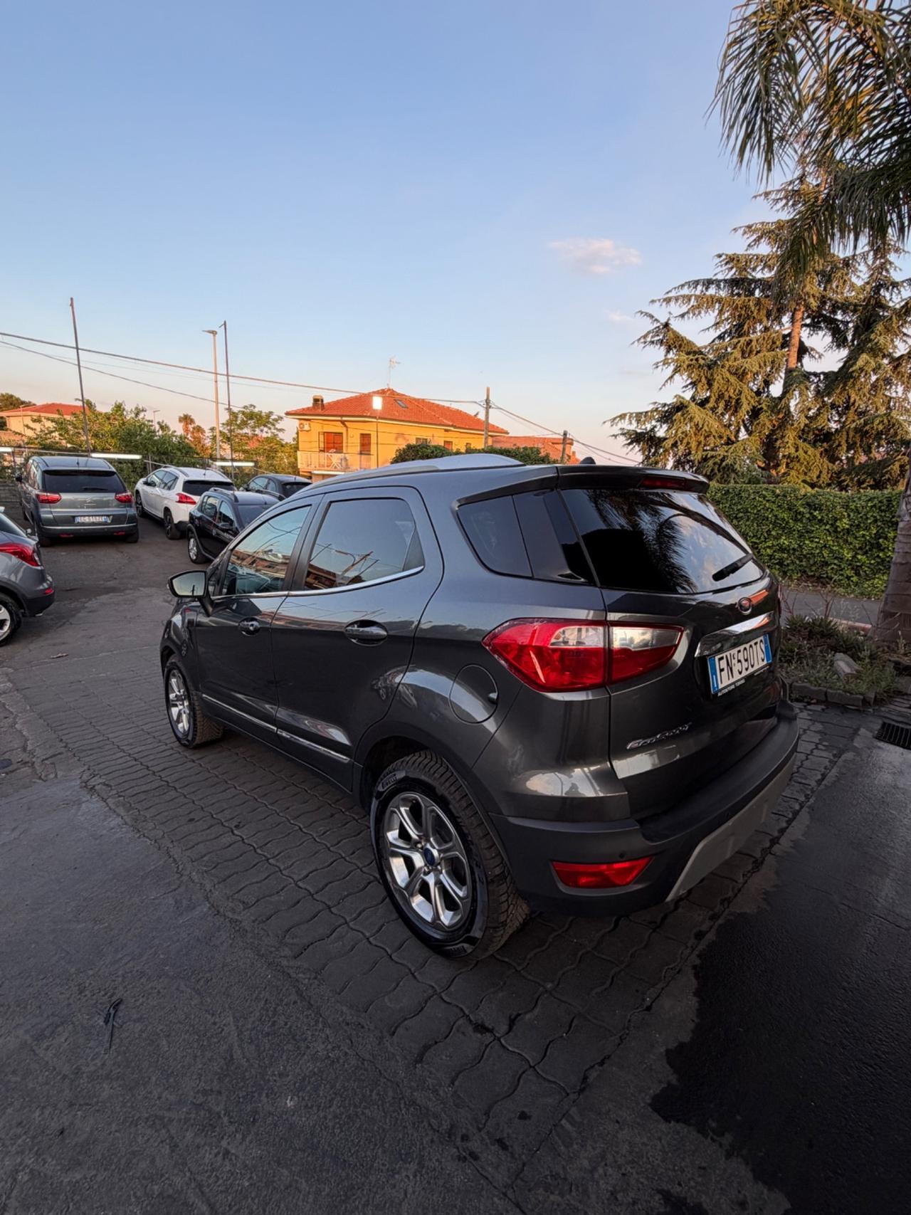 Ford EcoSport Start&Stop automatica . ST-Line