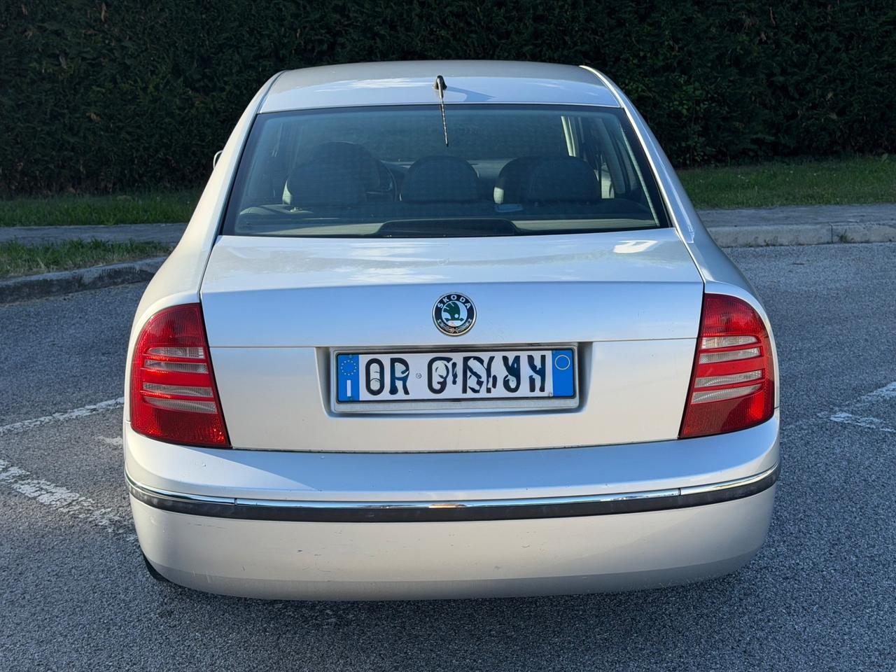 Skoda Superb 1.9 TDI/130CV Automatica