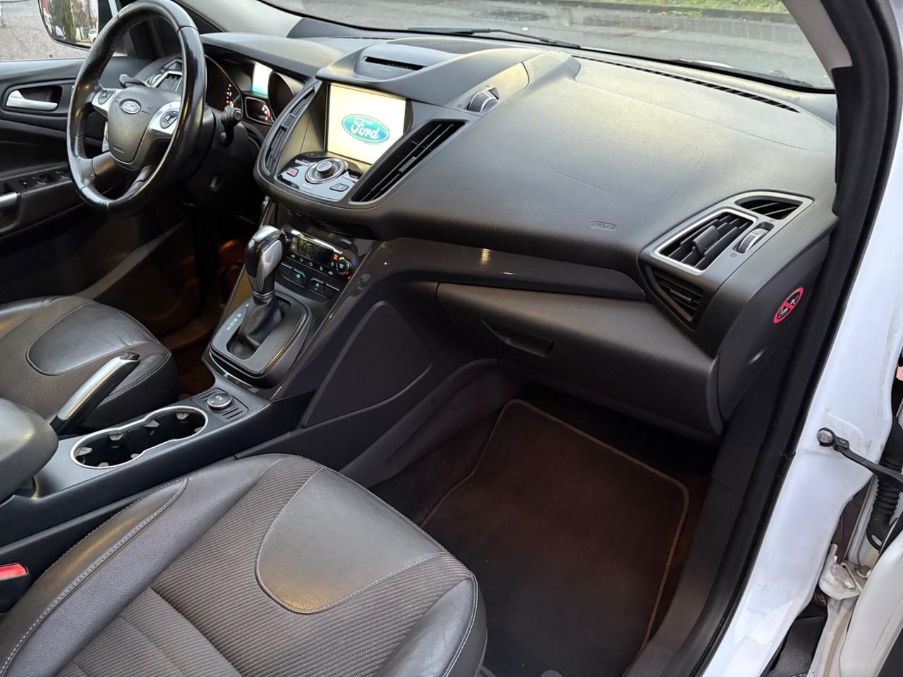 Ford Kuga 2.0 TDCI 150 CV S&S 4WD Powershift Titanium