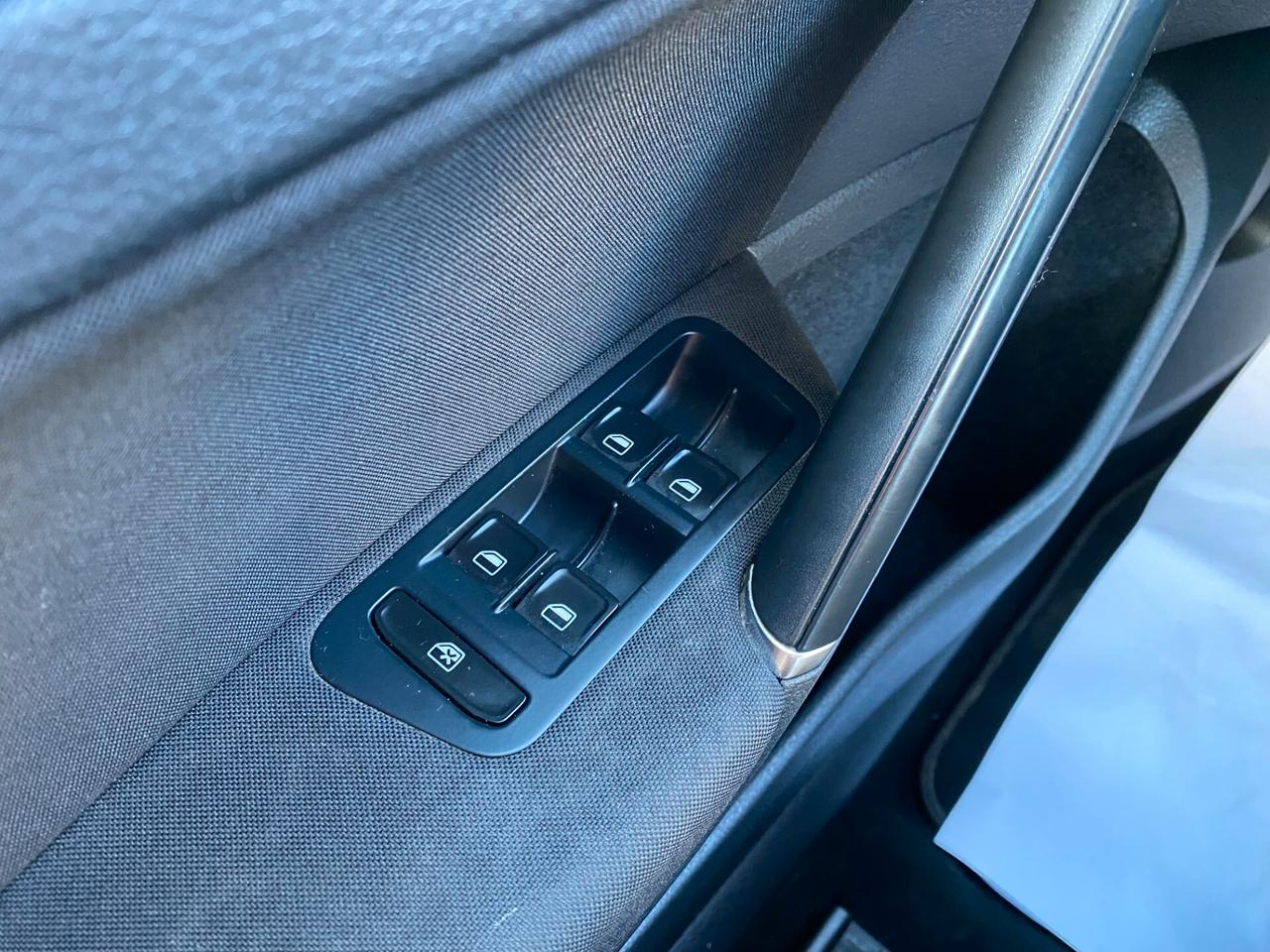 VOLKSWAGEN Golf 7 SW 1.6 TDI GARANTITA