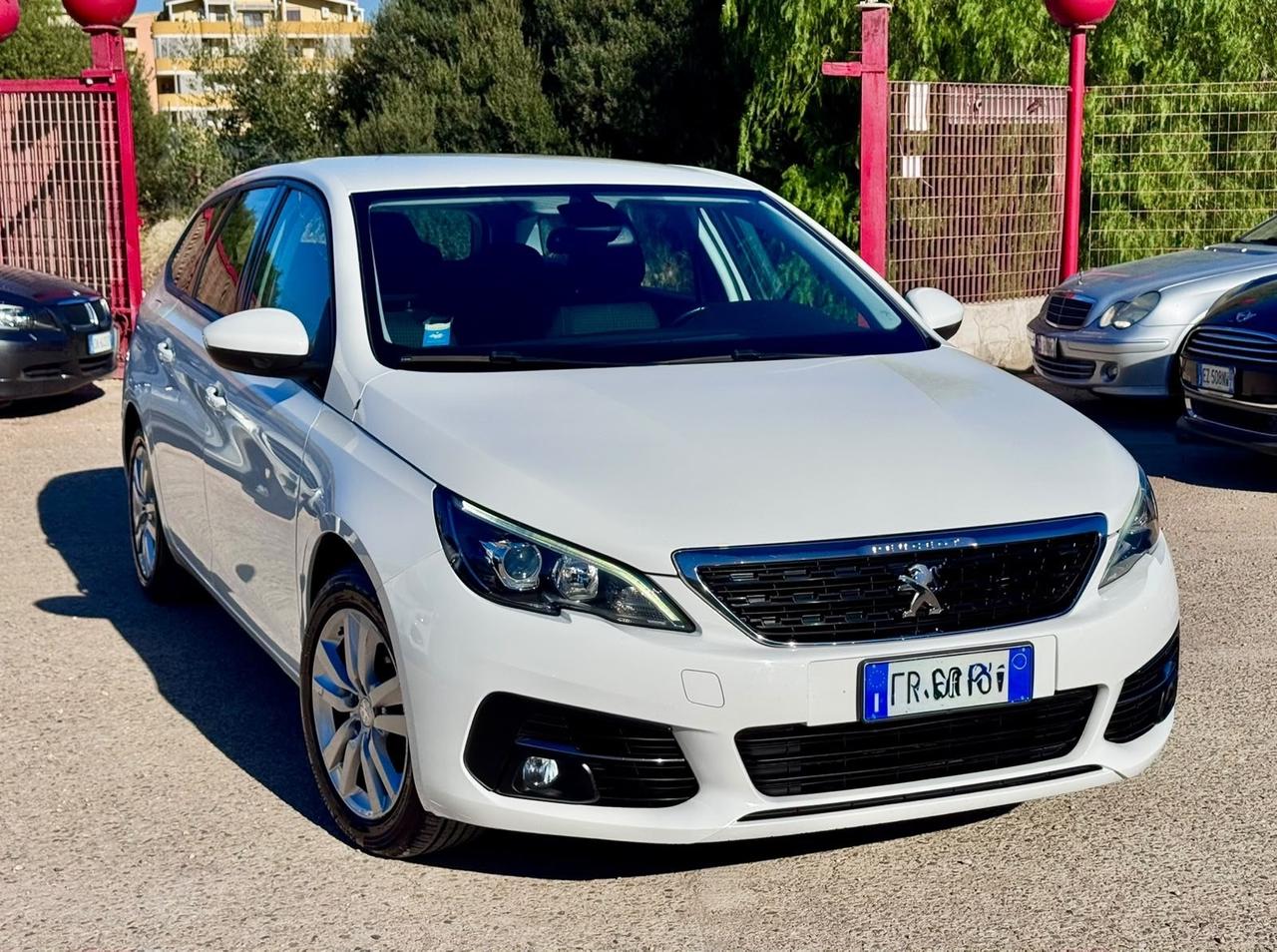 Peugeot 308 BlueHDi 130 S&S SW Tech Edition