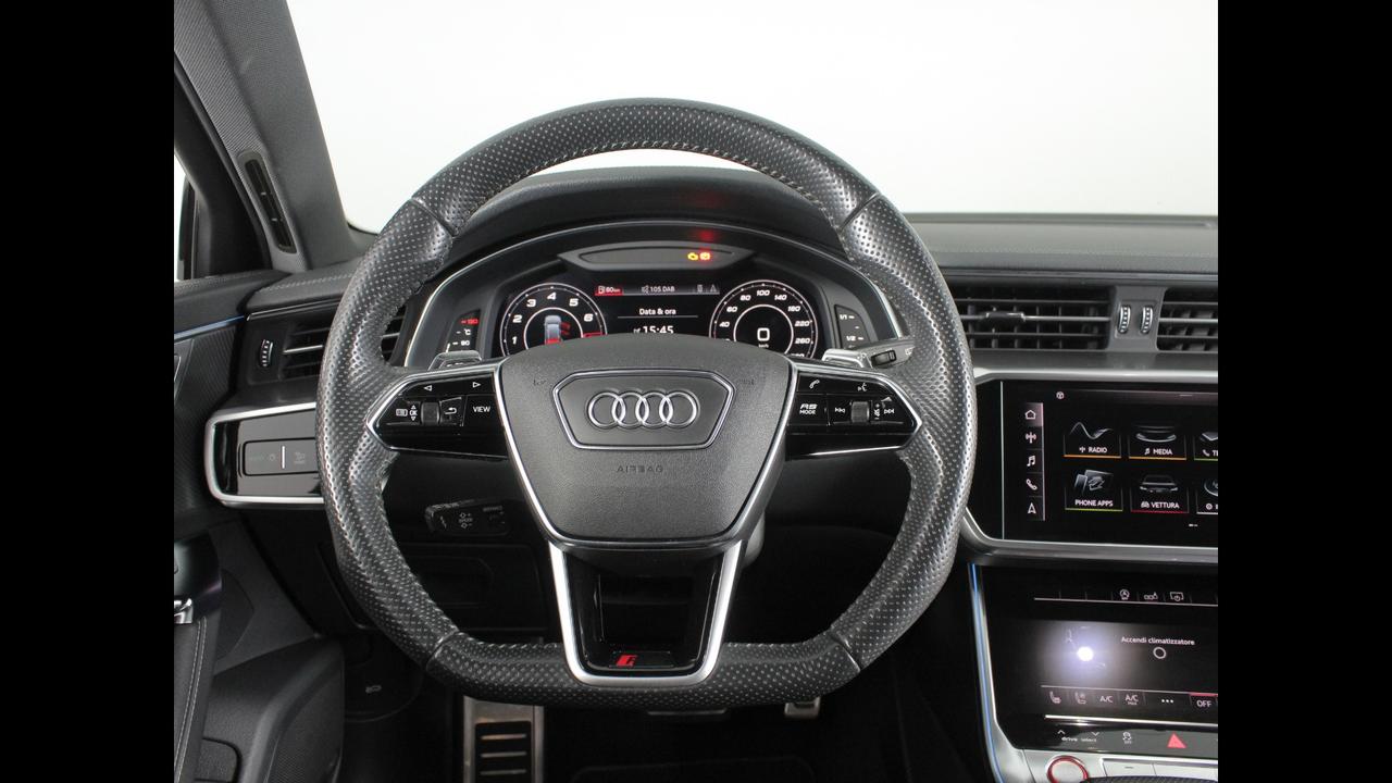 AUDI A6 V 2018 Avant - RS6 Avant 4.0 mhev quattro tiptronic