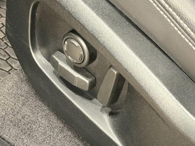 JAGUAR F-Pace 2.0 204 CV AWD R-Dynamic Black