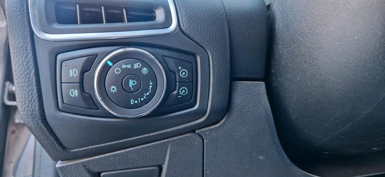 Ford Focus 1.6 TDCi 115 CV SW Titanium perfetta