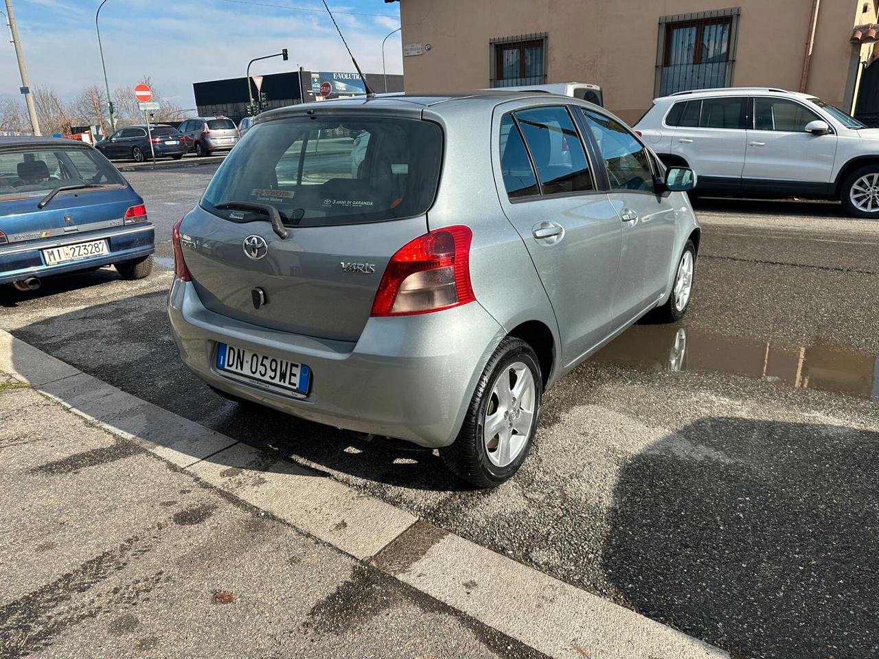 Toyota Yaris 1.3 5 porte Navi