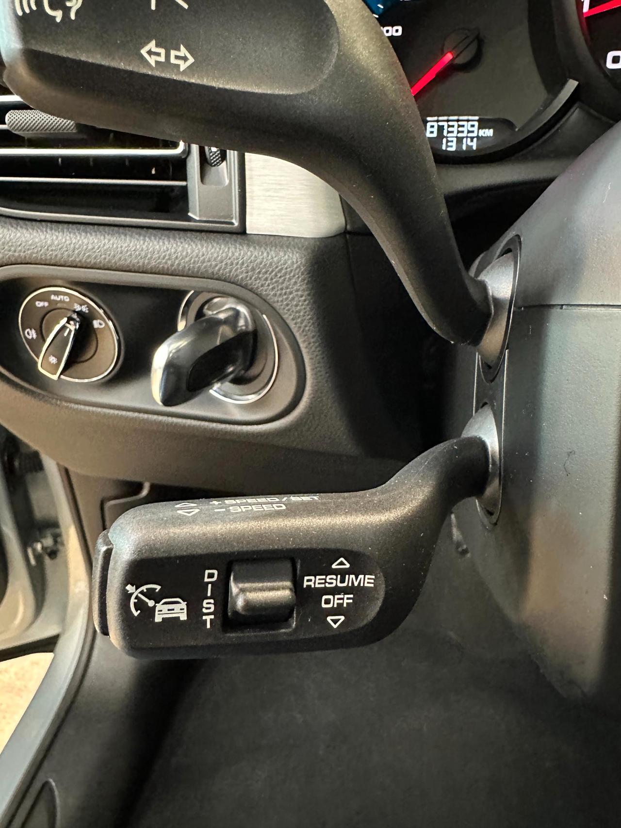 Porsche Macan 2.0 PDK-21"-Keyless-Camera-PASM-Sport Chrono