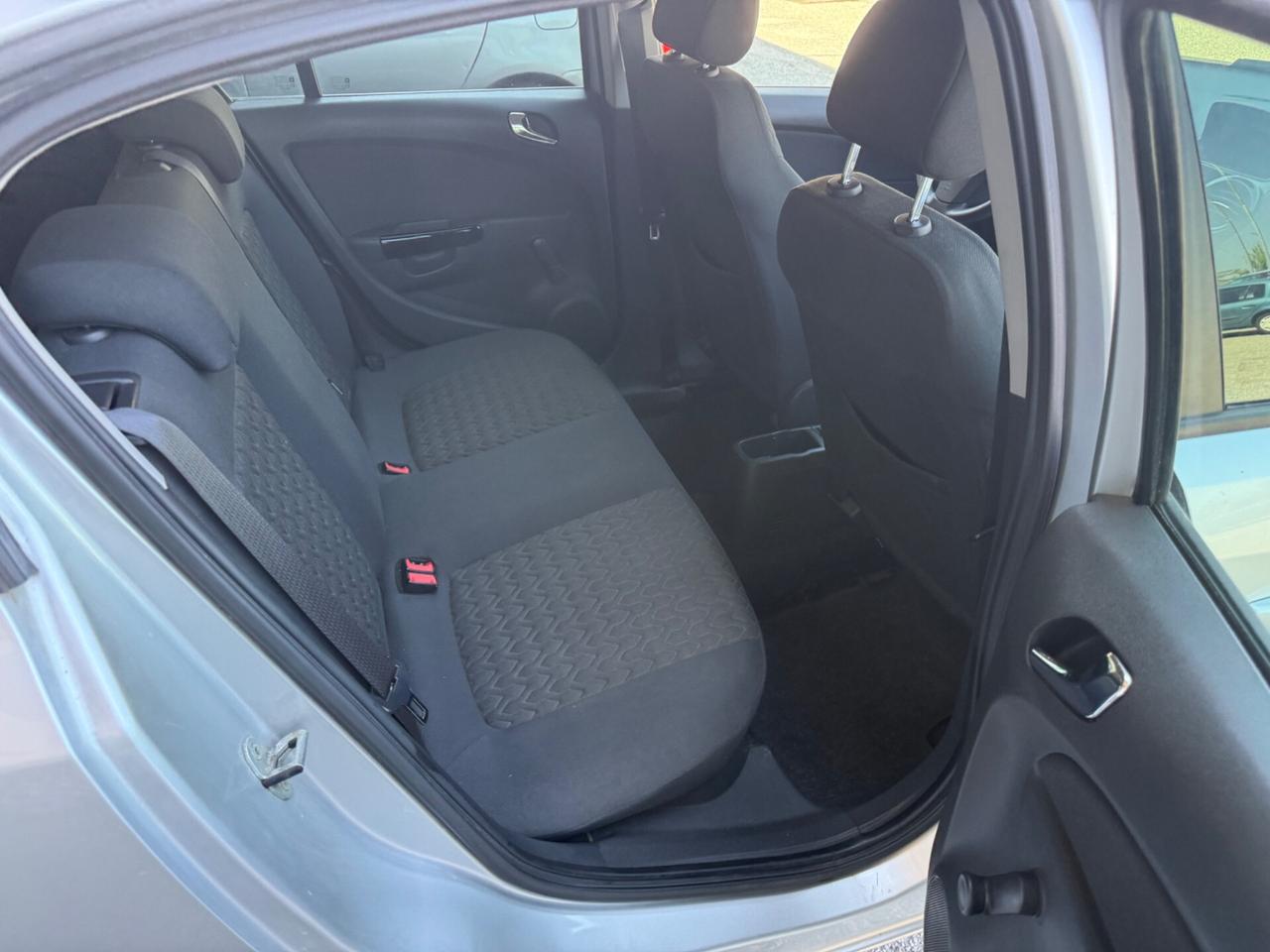 Opel Corsa 1.2 85CV 5 porte GPL-TECH Edition