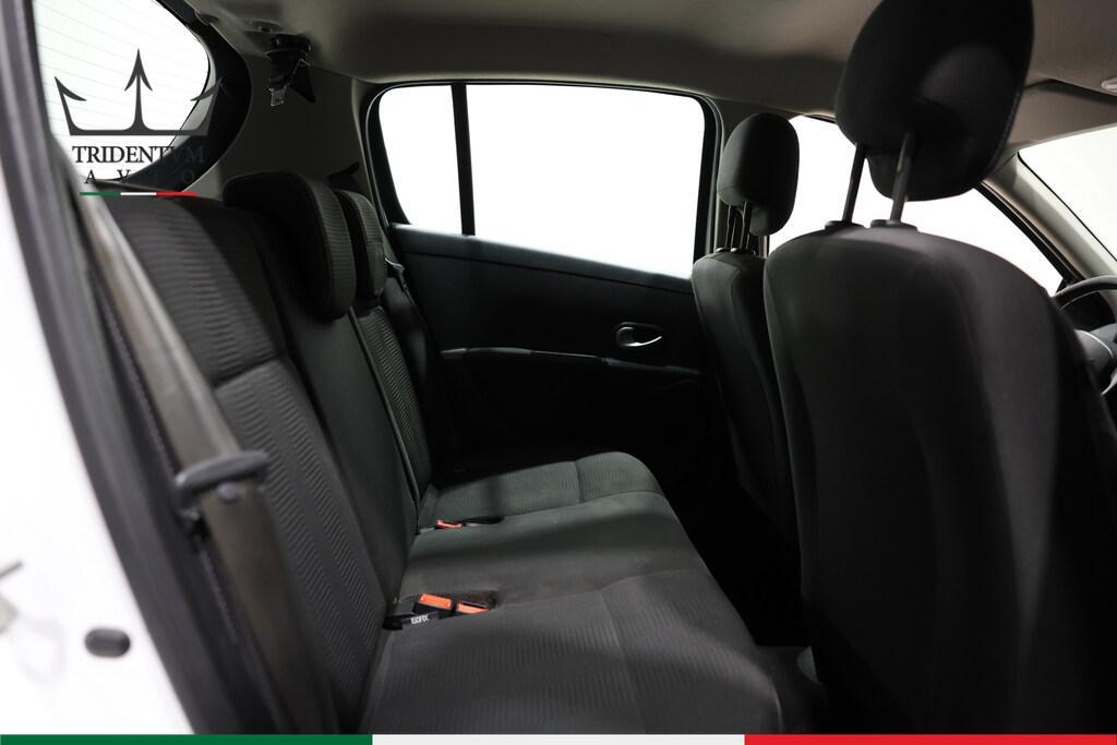 Renault Clio 1.2 16v Dynamique 5p