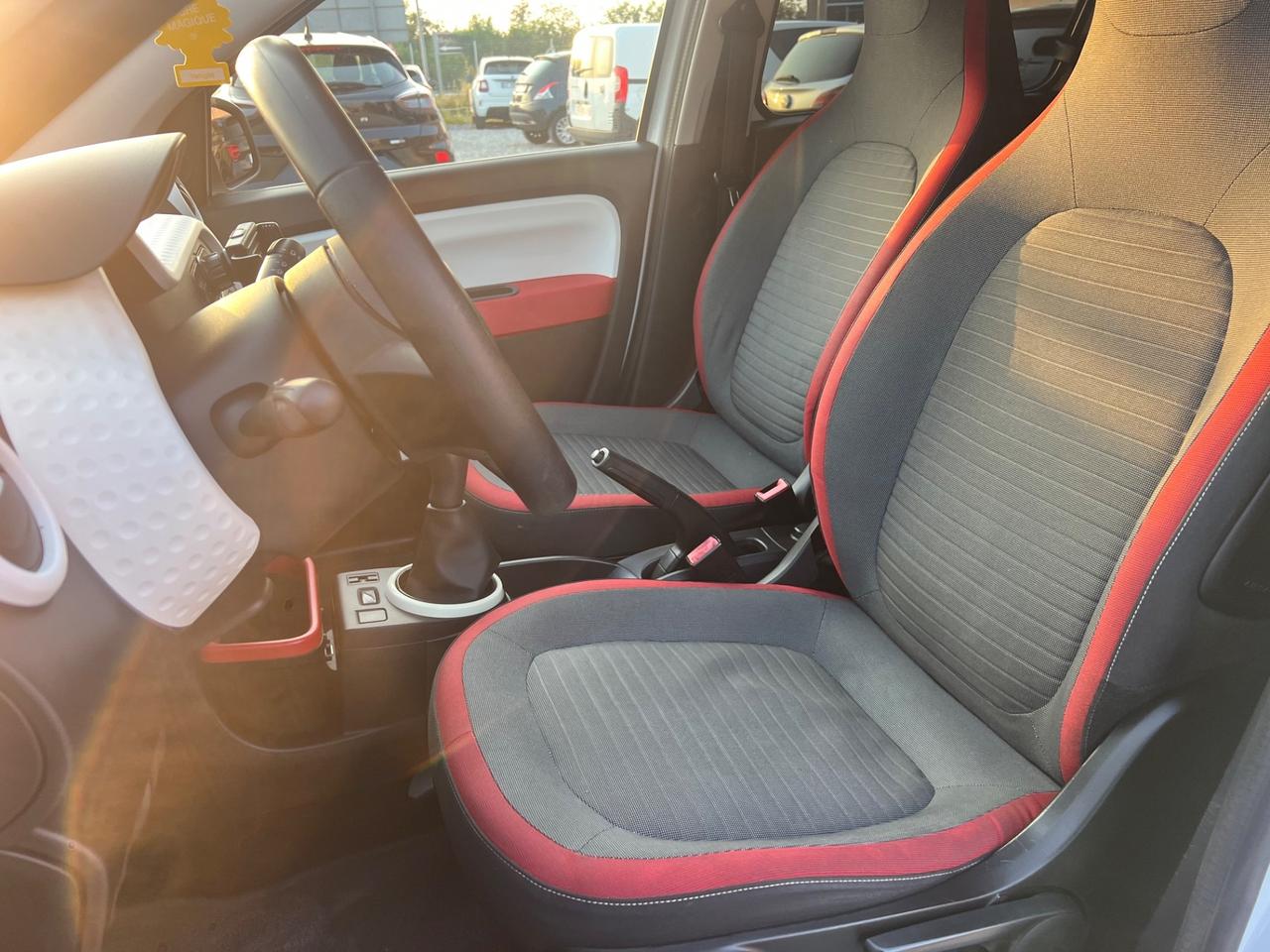 Renault Twingo Intens 1.0 71CV Neopatentati