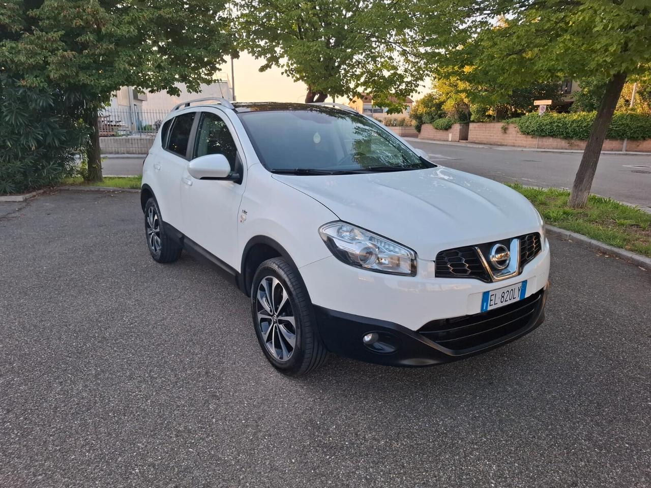 Nissan Qashqai 1.6 dCi 4X4 del 2012 SOLO 146.000 KM