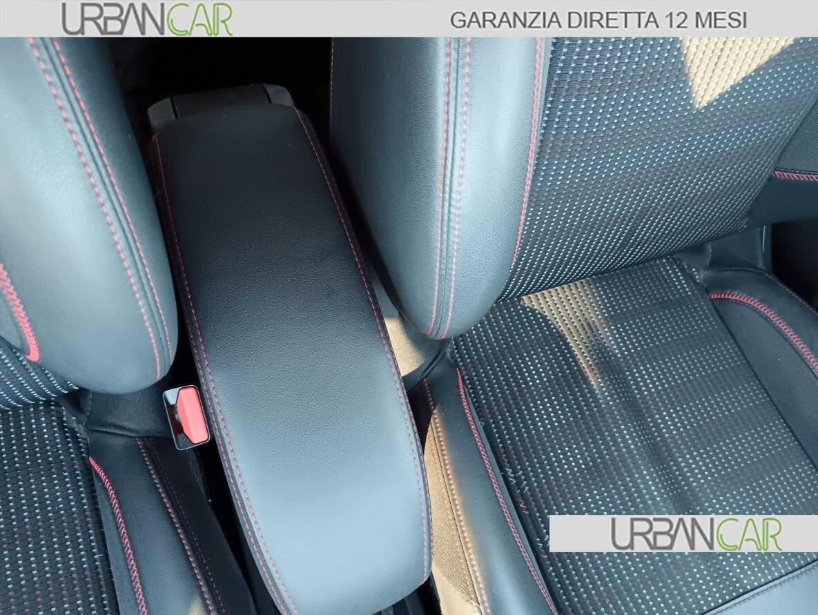 PEUGEOT 208 Gt-Line Full 1.6 Hdi 100 Cv 5p - GARANZIA