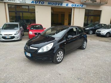 Opel Corsa 1.2 3 porte Enjoy GPL Neopatentati