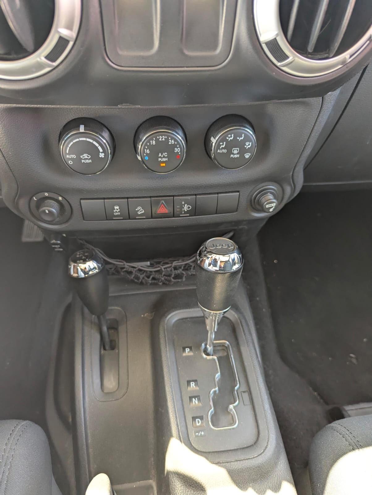 Jeep Wrangler 2.8 CRD DPF Rubicon Auto