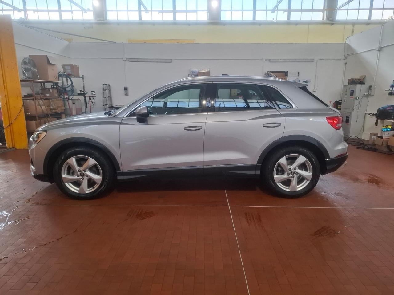 Audi Q3 35 TDI S tronic line edition