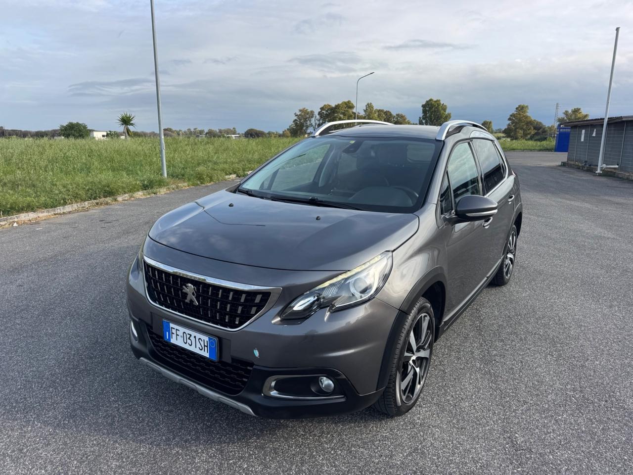 Peugeot 2008 BlueHDi 100 Black Matt
