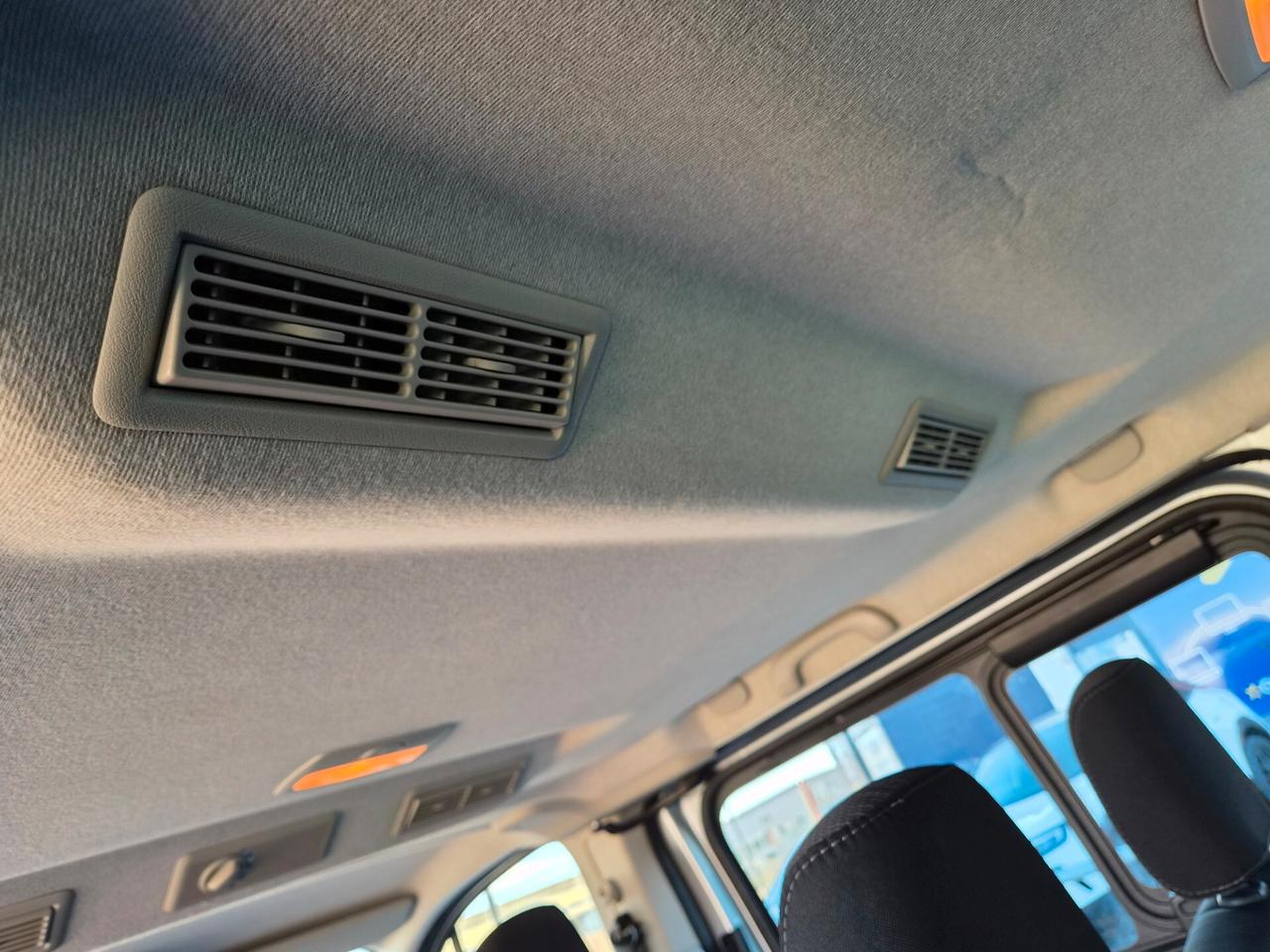 Nissan NV300 2.0 dCi 150CV PC-TN L2H1 Bus 9 posti