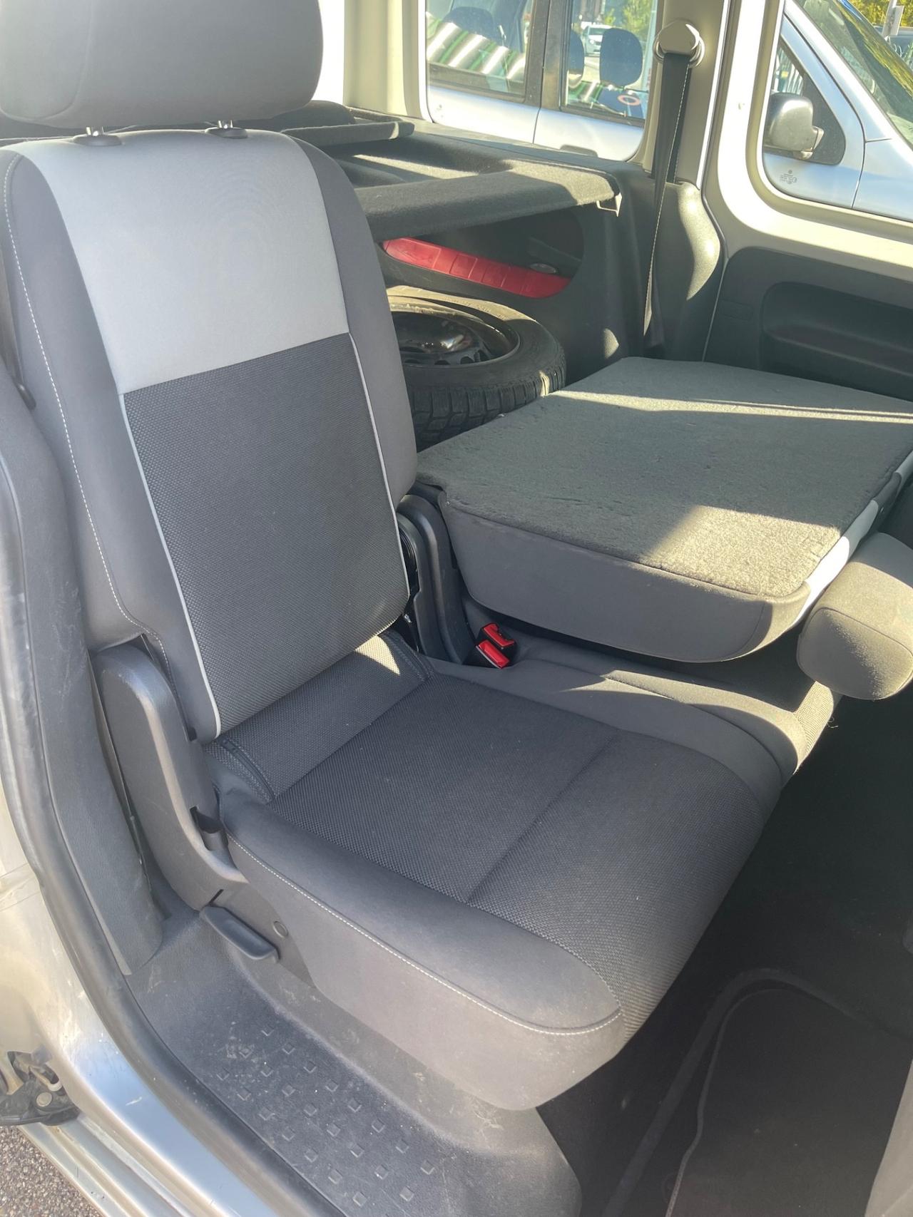Volkswagen Caddy 1.6 TDI 102 CV 5p. Highline SI NEOPATENTATI