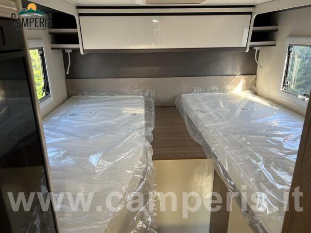 ELNAGH ELNAGH COMPACT 539 FORD