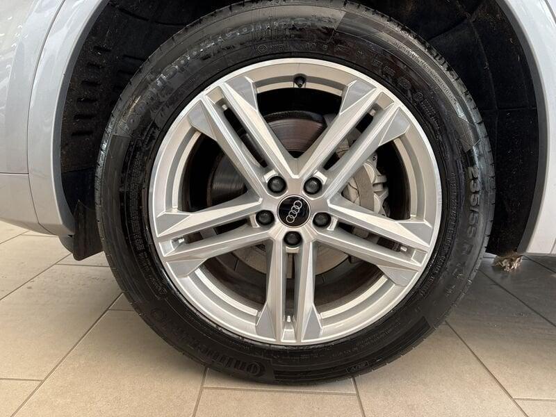 Audi Q5 40 2.0 tdi mhev 12V S line quattro s-tronic 204cv