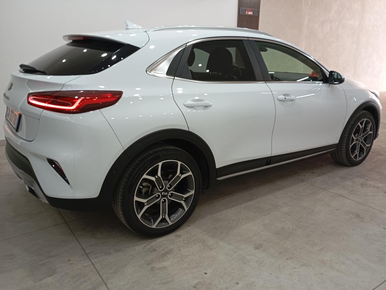 Kia XCeed 1.6 CRDi 136 CV MHEV DCT High Tech